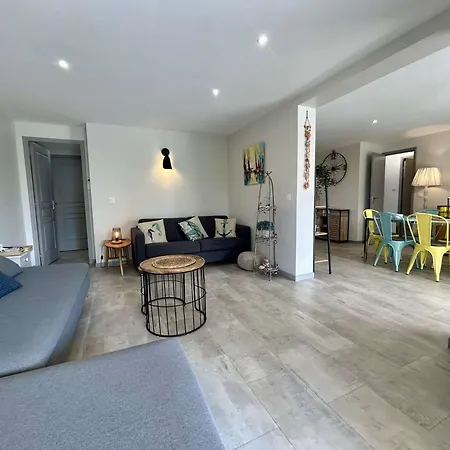 Apartmán Bel Dans Calme Et Proche De La Marina Cyprien Sc070-048
